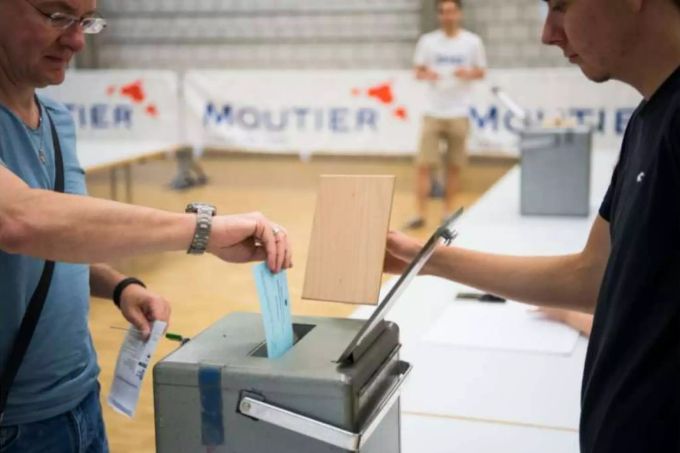 Moutier hat sich entschieden: Die Bevölkerung möchte dem Kanton Jura angehören. Moutier Abstimmung