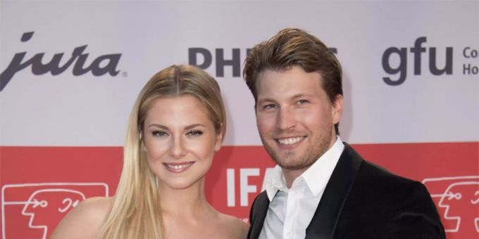 Valentina Pahde und Raul Richter Valentina Pahde und Raul Richter