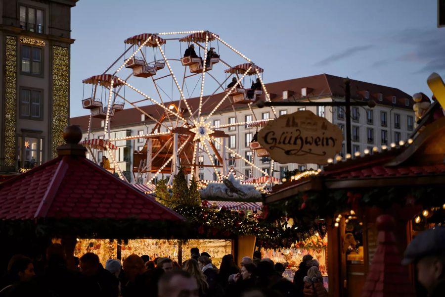 Dresdner Streitzelmarkt.