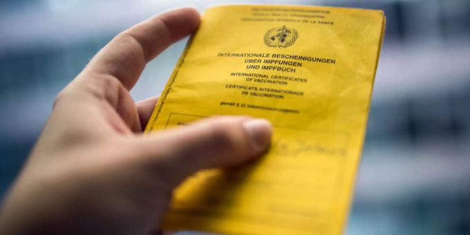 Ein digitales Zertifikat soll in Zukunft einen internationalen Impfausweis ersetzen. digitales Zertifikat