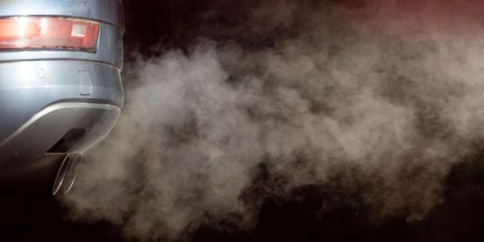 In der Debatte um die neue Euro-7-Norm ist Deutschland mit Forderungen für strengere Abgaswerte offenbar weitgehen isoliert. abgas eu norm