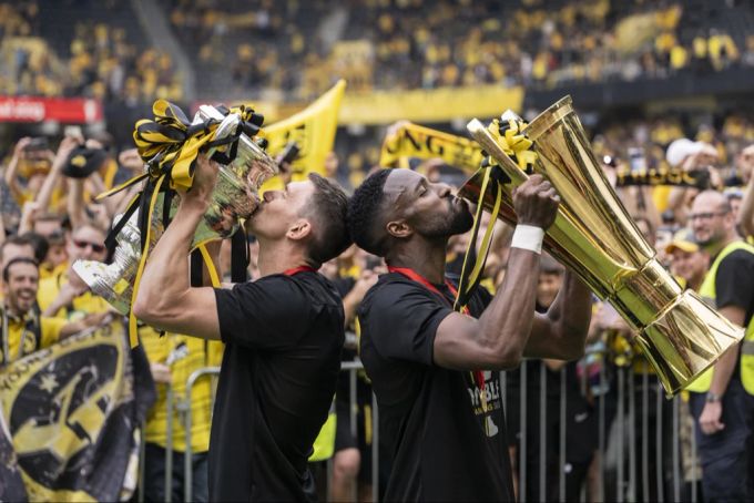 Ulisses Garcia (r.) hat mit YB viermal die Meisterschaft gewonnen. yb