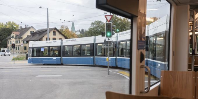 Die Flexity-Trams sind länger als die älteren Cobras. Fleixty