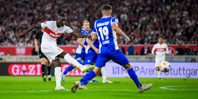 Stuttgarts Serhou Guirassy erzielte beim Sieg gegen Darmstadt seine Saisontore neun und zehn. VfB Stuttgart Darmstadt 98
