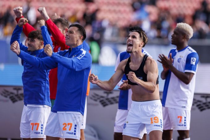 Am dritten Spieltag bezwingt GC den FC Basel zuhause mit 3:1. GC