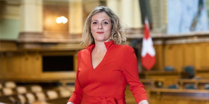 GLP-Nationalrätin Kathrin Bertschy ist überzeugt, dass Politikerinnen ihre Ämter auch während dem Mutterschaftsurlaub ausüben dürfen sollten. (Archivbild) Mutterschaftsurlaub Kathrin Bertschy GLP