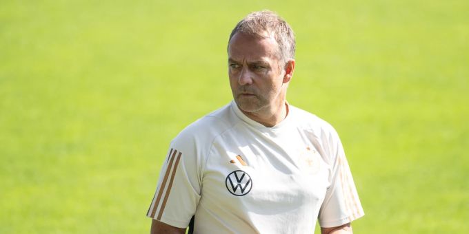 Hansi Flick verpasste mit Deutschlands Nationalteam nach der WM 2022 den Turnaround. Hansi Flick DFB