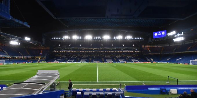 Die Stamford Bridge des FC Chelsea wird die neue Heimat von David Datro Fofana und Andrey Santos sein. fc chelsea