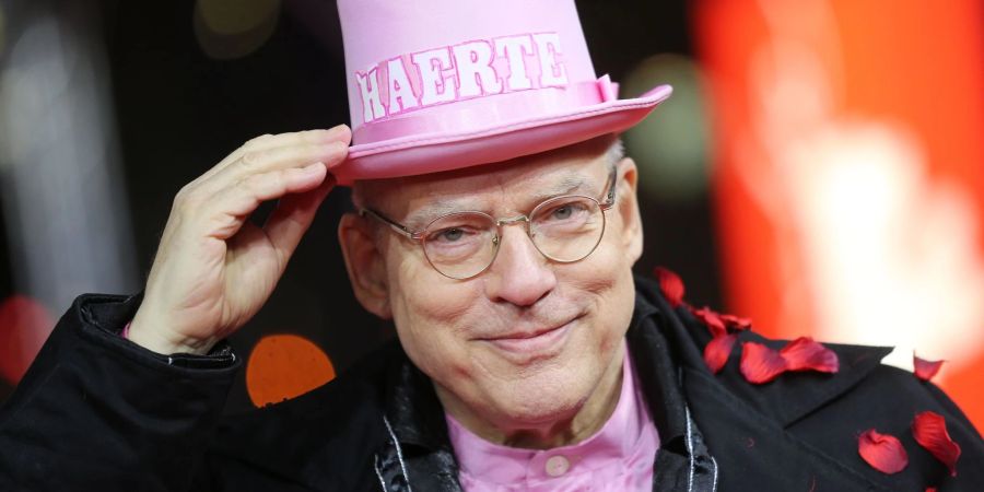 Der Regisseur Rosa von Praunheim hofft auf die Finanzierung eines Films über eine Domina.