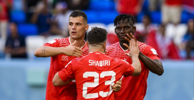 Auf Xhaka, Shaqiri, Embolo und Co wartet gegen Serbien an der WM 2022 eine schwierige Aufgabe. WM 2022