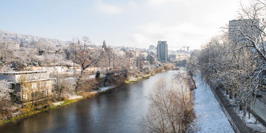 Blick von der Kornhausbrücke über die Limmat. - Stadt Zürich