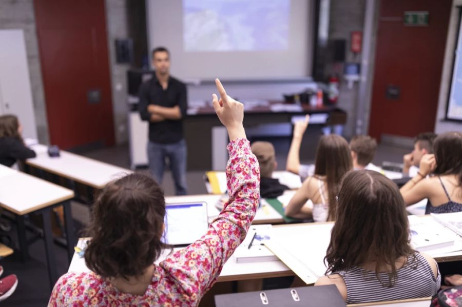 Im Schulzimmer geht es nicht immer nur friedlich zu.