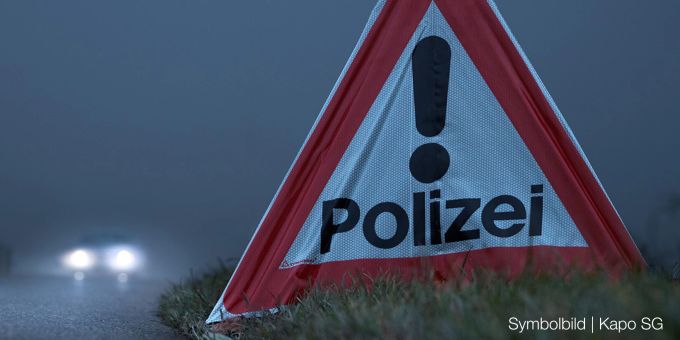 Züberwangen SG: Hoher Sachschaden nach Auffahrkollision. Züberwangen SG Unfall