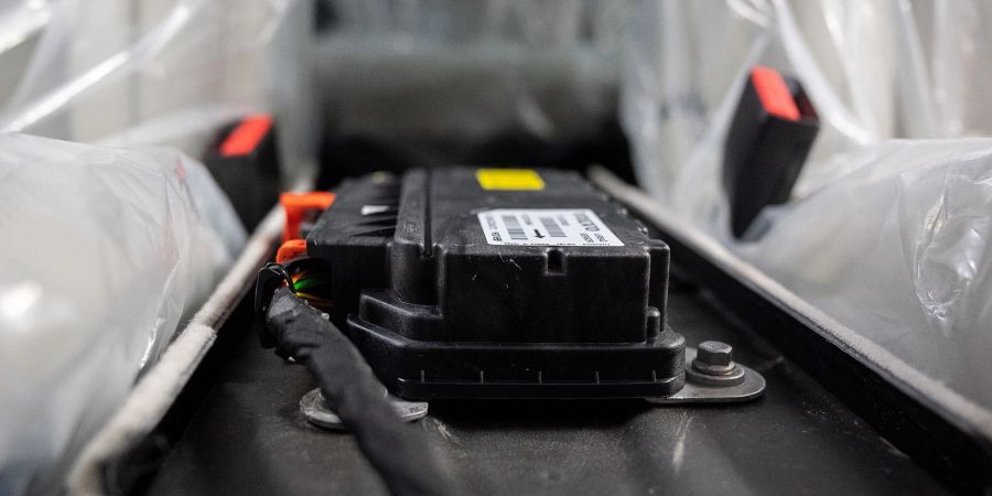 Blackbox fährt mit. Viele Teilnehmer einer Umfrage fänden Datenaufzeichnung im Fahrzeug okay - anonymisiert.