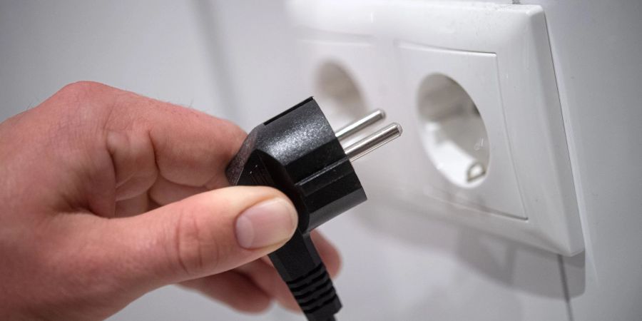 Mit digitalen Stromzählern und flexibleren Tarifen könnten Verbraucher künftig mehr Strom nutzen, wenn es günstiger ist.