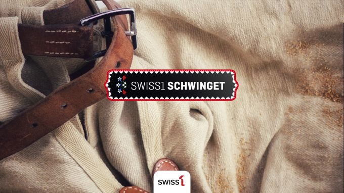 Bis am 15. August 2022 zeigt SWISS1 jeden Montag die Highlights der beliebtesten Bergkranz- und Teilverbandsfeste. Schingerhose mit SWISS1 Logo