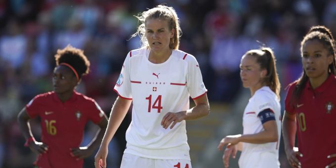 Rahel Kiwic im Einsatz für die Schweizer Nati gegen Portugal an der EURO 2022. Rahel Kiwic Schweizer Nati