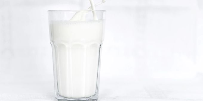 Die Milchwirtschaft vermutet, dass die Preisunterschiede im zweiten Halbjahr an den Regalen sichtbar werden. Die Milchwirtschaft vermutet, dass die Preisunterschiede im zweiten Halbjahr an den Regalen sichtbar werden.