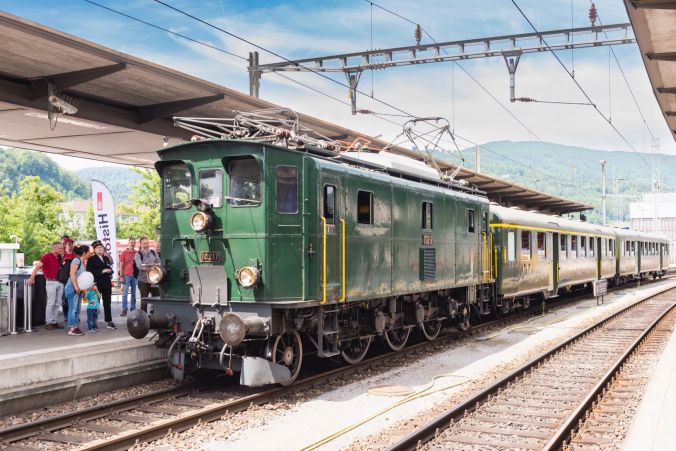 Mit dem Nostalgiezug zurück zum Bahnhof Olten.