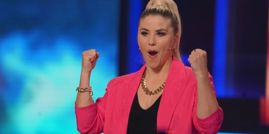 Beatrice Egli kann sich freuen: Ihre Show-Premiere kam beim deutschen Publikum gut an.