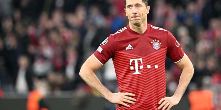 Stürmerstar Robert Lewandowski hat in München noch einen Vertrag bis zum 30. Juni 2023.