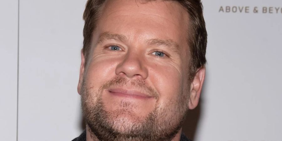 «Late Late Show»-Moderator James Corden hat sich zu seiner Badroutine geäussert.