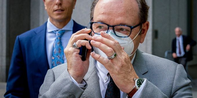 Gegen Kevin Spacey waren im Zuge der MeToo-Debatte Vorwürfe von sexuellen Übergriffen laut geworden. Gegen Kevin Spacey waren im Zuge der MeToo-Debatte Vorwürfe von sexuellen Übergriffen laut geworden.