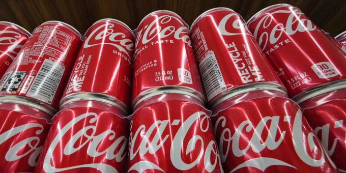 Coca-Cola erzielte im ersten Quartal von 2022 einen beträchtlichen Umsatzgewinn. Coca-Cola