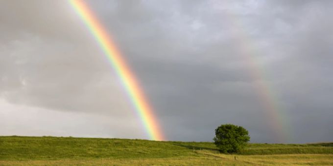Achtung in der Badi! - Am Wochenende gibt es Sonne und Gewitter