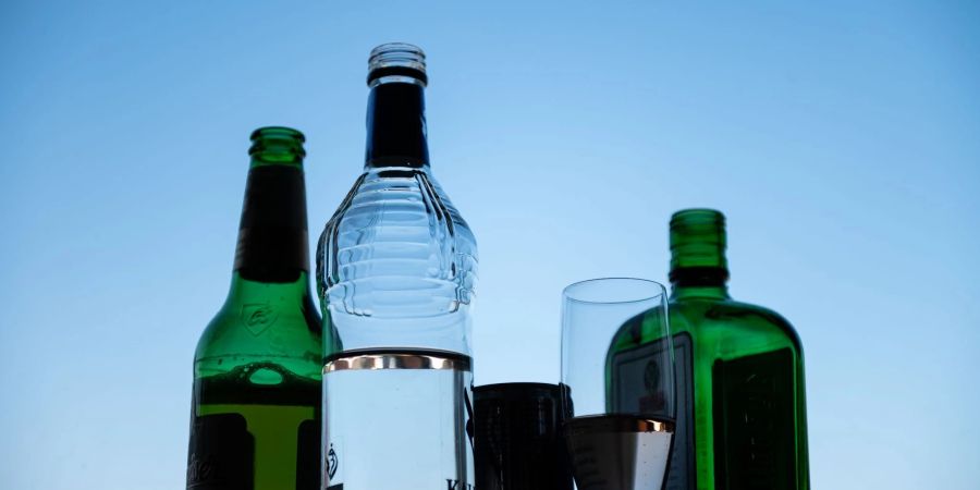 In der Düsseldorfer Obdachlosenszene scheint ein Trinkgelage mit sehr viel Alkohol eskaliert zu sein.