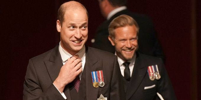 Prinz William nimmt seine Haarpracht mit Humor. Prinz William