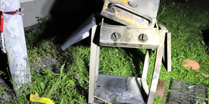 Gasgrill verursacht Brandfall in einem Wohnhaus.