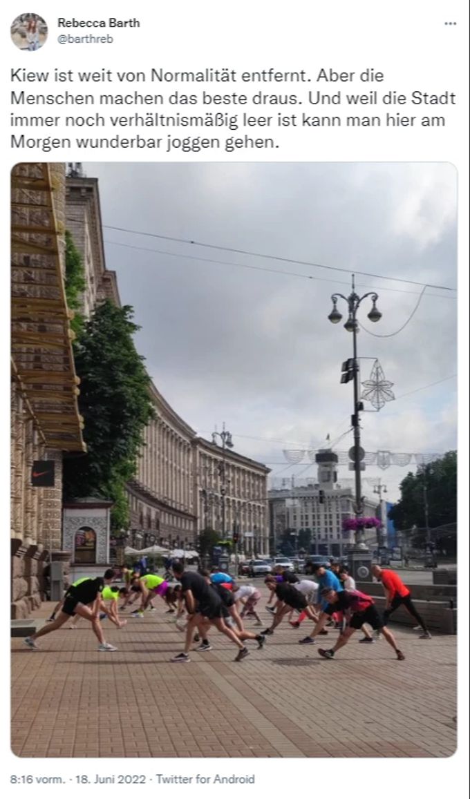 Auf den Strassen Kiews wird wieder Sport getrieben. Ukriane Krieg Kiew
