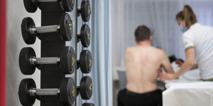 Verordnungsänderung für Physiotherapie-Tarife hatte in der ganzen Schweiz für Diskussionen gesorgt. (Symbolbild) Physiotherapie