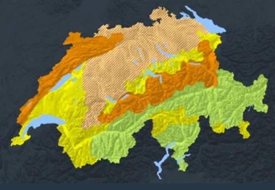 Meteoschweiz warnte gestern vor allem in den orange eingezeichneten Gebieten vor herabfallenden Ästen und Bäumen, die umstürzen könnten.