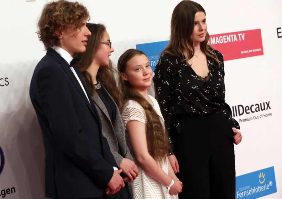 Sie können auch anders: Greta Thunberg und Luisa Neubauer (rechts) bei der Verleihung des deutschen Fernsehpreises «Goldene Kamera» im Jahre 2019.