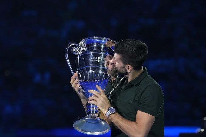 Novak Djokovic beendet das Jahr zum achten Mal als Nummer 1 der Weltrangliste. Novak Djokovic ATP Finals