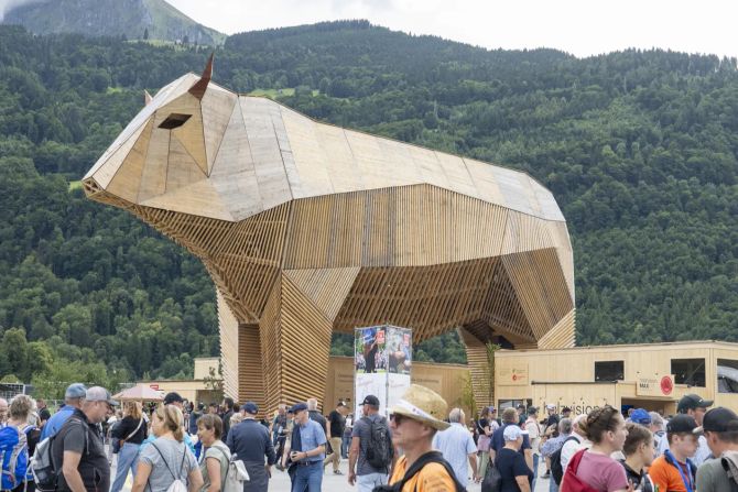 holzstier max