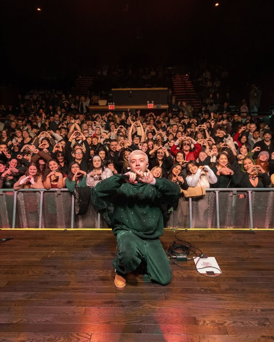 Jack Avery wurde mit der früheren Boyband Why Don’t We bekannt. Nun soll er Ziel eines Mordkomplotts geworden sein.