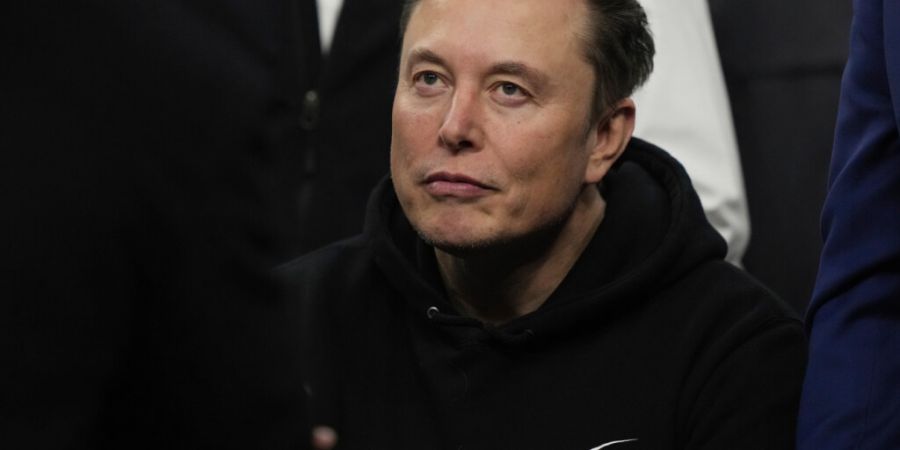 Die Weltraumfirma SpaceX von Tech-Milliardär Elon Musk steckt tief in den roten Zahlen. Dennoch will sie den bisher grössten Börsengang über die Bühne bringen. (Archivbild)