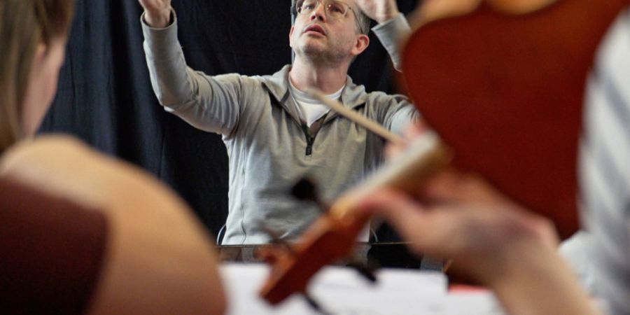 Die Kamera in der Dokumentation «Unisono» ist mitten unter den Musizierenden des Jugendsinfonieorchesters Aargau platziert. Es sei wichtig, dass in diesem Moment alle an die Musik glaub...