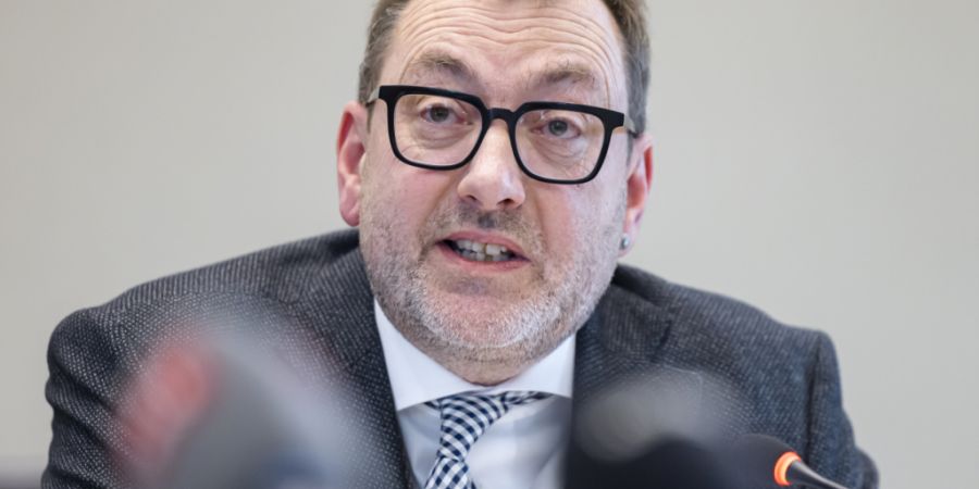 Der Bündner Regierungsrat Peter Peyer will zur Bekämpfung der organisierten Kriminalität eng mit anderen Kantonen und dem Bund zusammenarbeiten. (Archiv)