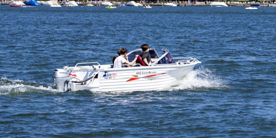 Motorboot