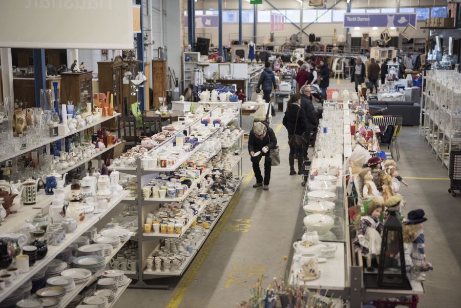 Secondhand boomt, und die Warenspenden in Schweizer Brockenstuben nehmen zu.