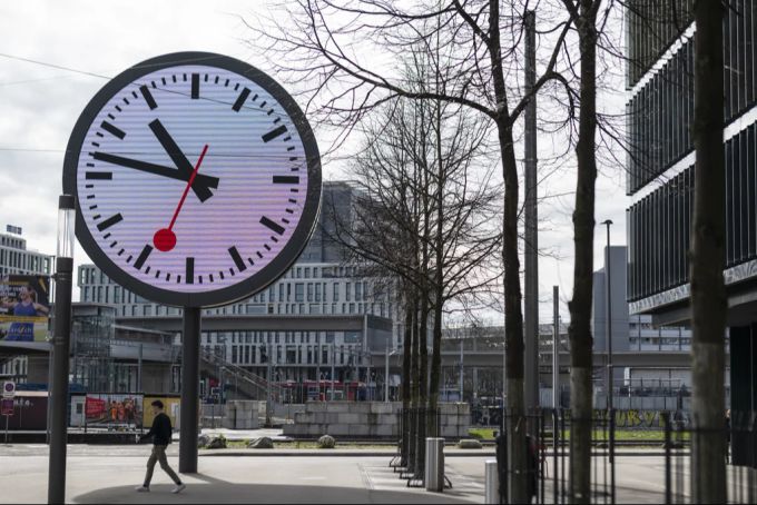 Die SBB weist unter anderem darauf hin, dass Internetprobleme zu einer Verzögerung beim Bezahlen führen können. SBB