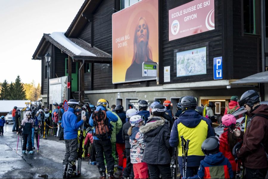 «Skigebiete mit begrenzten Erweiterungsmöglichkeiten oder veralteten Liftsystemen könnten in Zukunft mit noch grösseren Staus konfrontiert werden», sagt eine Expertin.