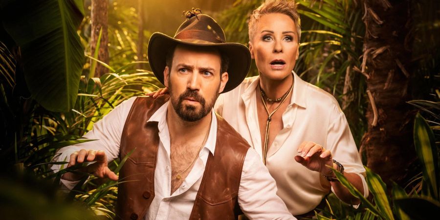 Die Moderatoren Jan Köppen und Sonja Zietlow von der RTL+ Realityshow «Ich bin ein Star - Showdown der Dschungel-Legenden».