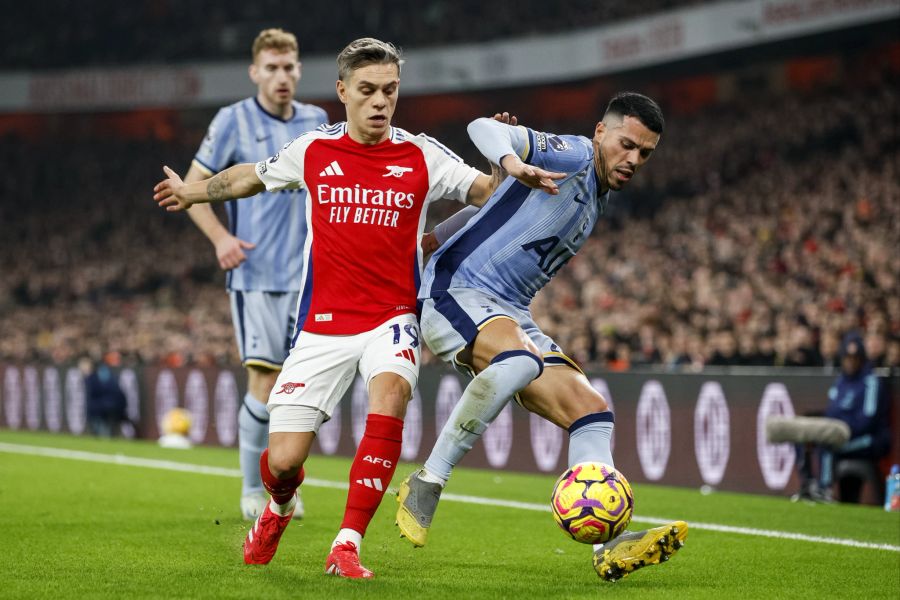 Leandro Trossard Arsenal Tottenham