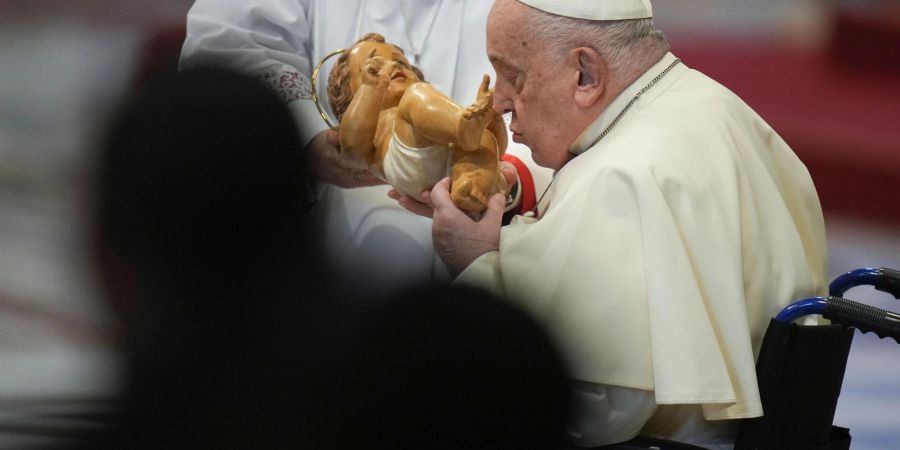 Papst Franziskus ernannte erstmals eine Frau zur Präfektin im Vatikan, die italienische Ordensschwester Simona Brambilla.