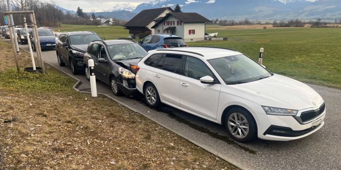 Auffahrkollision in Rapperswil-Jona.